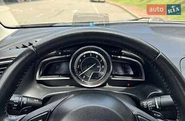 Седан Mazda 3 2014 в 