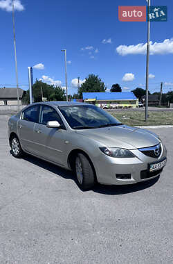 Седан Mazda 3 2006 в 