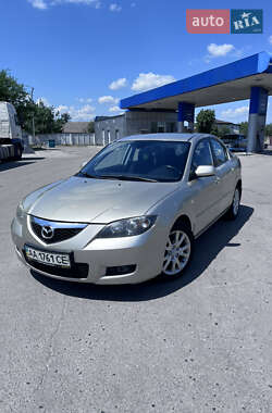 Седан Mazda 3 2006 в 