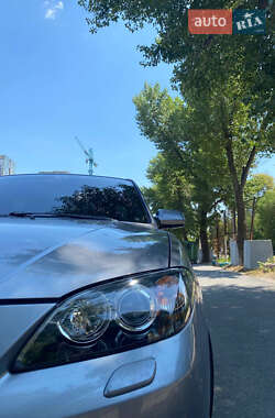 Седан Mazda 3 2005 в 