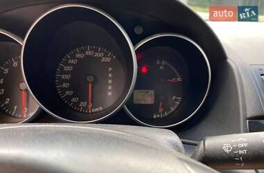 Хэтчбек Mazda 3 2006 в 