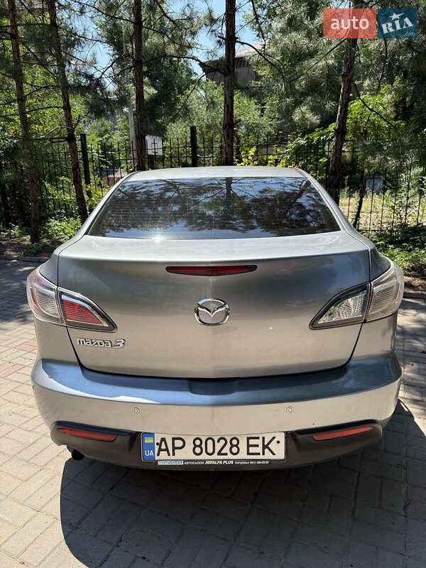 Седан Mazda 3 2011 в Запорожье