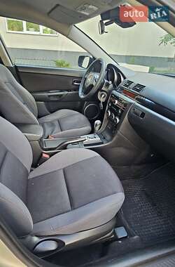 Седан Mazda 3 2009 в 