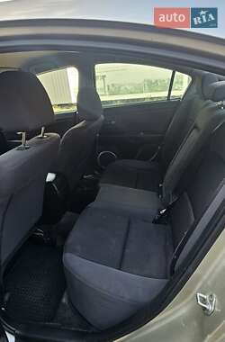 Седан Mazda 3 2009 в 