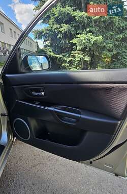 Седан Mazda 3 2009 в 