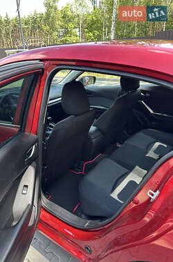 Седан Mazda 3 2015 в 