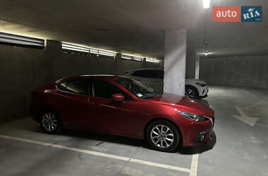 Седан Mazda 3 2015 в 