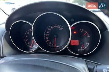 Седан Mazda 3 2006 в 