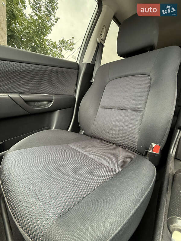 Хэтчбек Mazda 3 2006 в Киеве