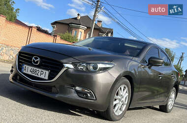 Седан Mazda 3 2017 в 