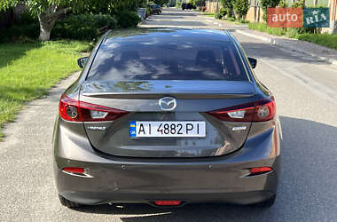 Седан Mazda 3 2017 в 