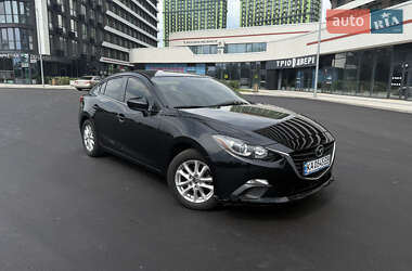 Седан Mazda 3 2015 в 