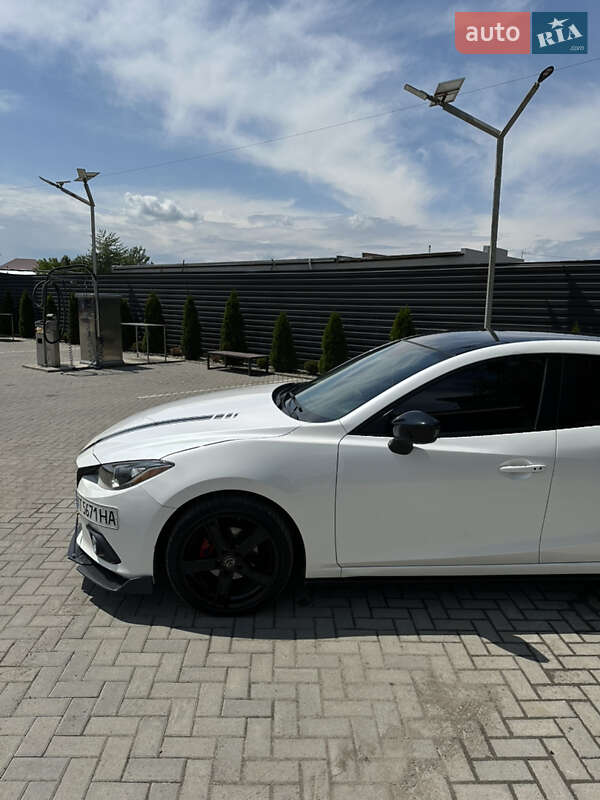 Хэтчбек Mazda 3 2013 в Ивано-Франковске