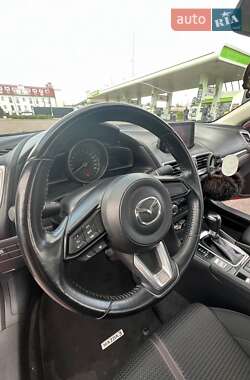 Седан Mazda 3 2018 в 
