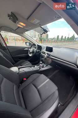 Седан Mazda 3 2018 в 