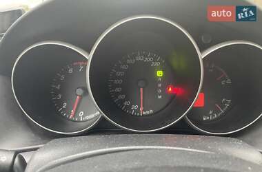 Хэтчбек Mazda 3 2006 в 