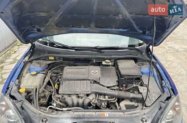 Хэтчбек Mazda 3 2005 в 