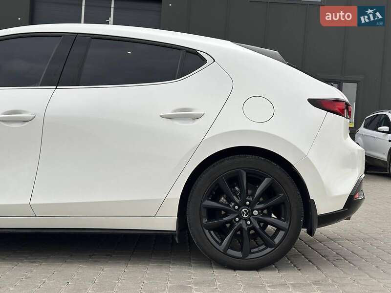 Хэтчбек Mazda 3 2019 в Львове