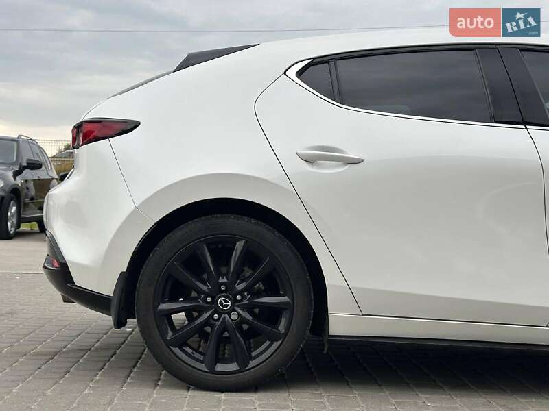 Хэтчбек Mazda 3 2019 в Львове