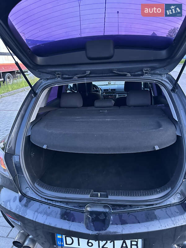 Хетчбек Mazda 3 2004 в Тячеві