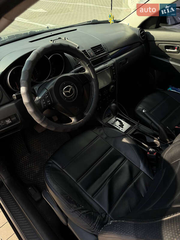 Седан Mazda 3 2006 в Первомайську