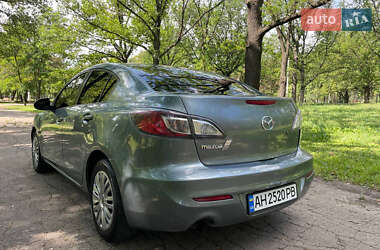 Седан Mazda 3 2012 в 