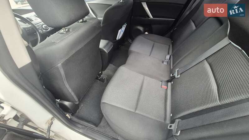 Седан Mazda 3 2012 в Києві фото 21 Седан Mazda 3 2012 в Києві