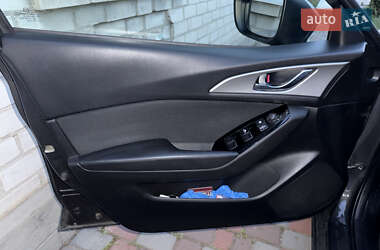 Хетчбек Mazda 3 2017 в 