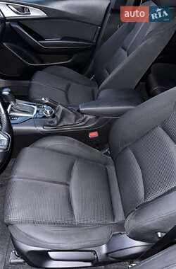 Хетчбек Mazda 3 2017 в 