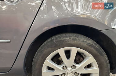 Хэтчбек Mazda 3 2006 в 