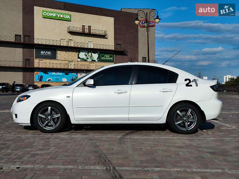 Седан Mazda 3 2008 в Харькове