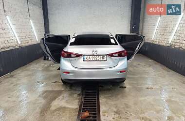 Седан Mazda 3 2016 в 