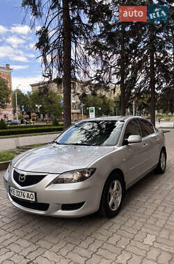 Седан Mazda 3 2004 в 