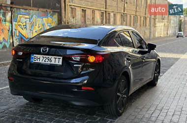 Седан Mazda 3 2018 в 