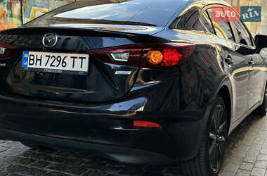 Седан Mazda 3 2018 в 