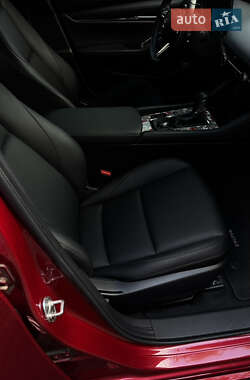 Хэтчбек Mazda 3 2022 в 