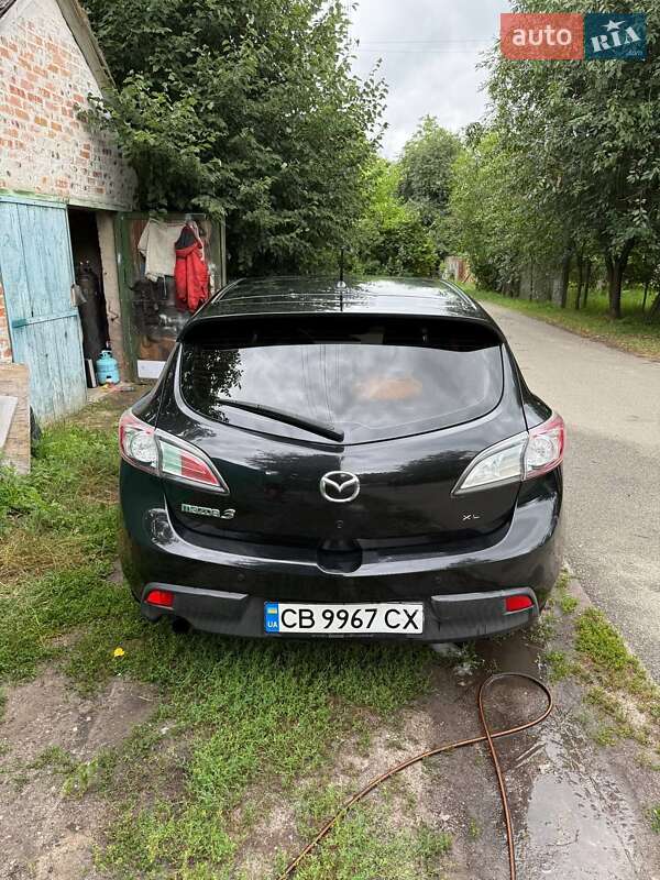 Хэтчбек Mazda 3 2009 в Чернигове