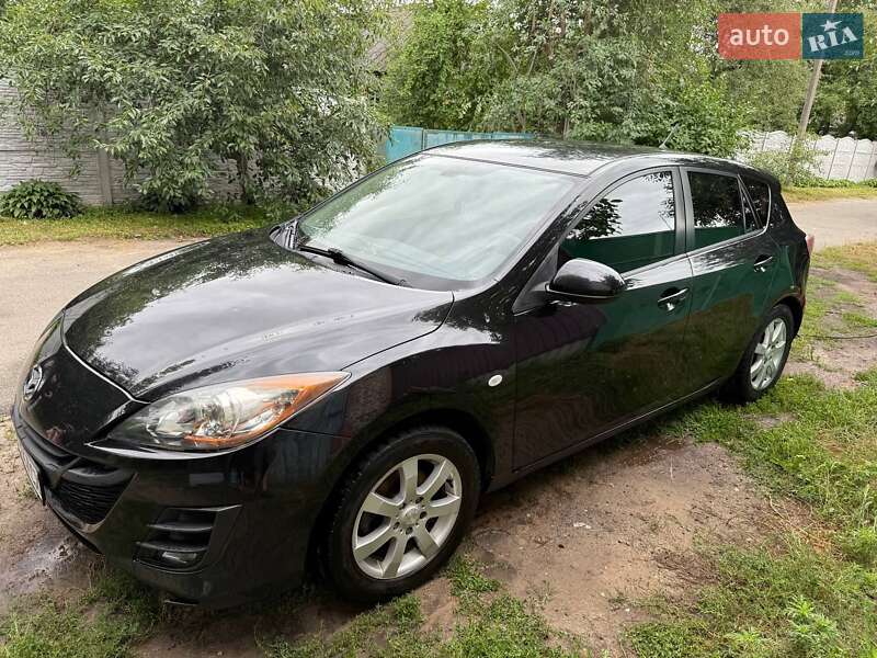 Хэтчбек Mazda 3 2009 в Чернигове