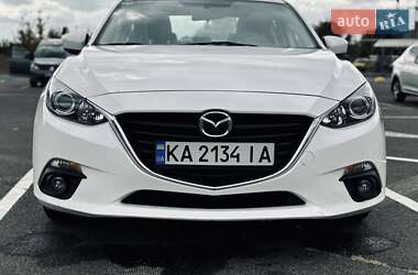 Седан Mazda 3 2014 в 