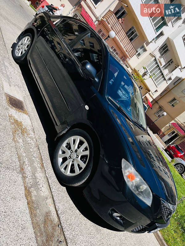 Седан Mazda 3 2008 в Ужгороді