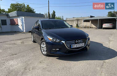 Седан Mazda 3 2018 в Херсоне