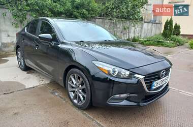 Седан Mazda 3 2018 в Киеве