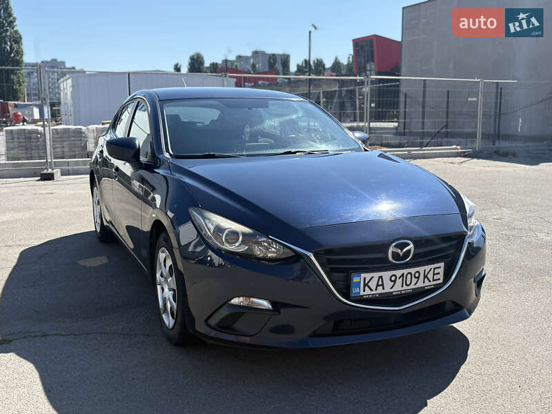 Mazda 3 2015