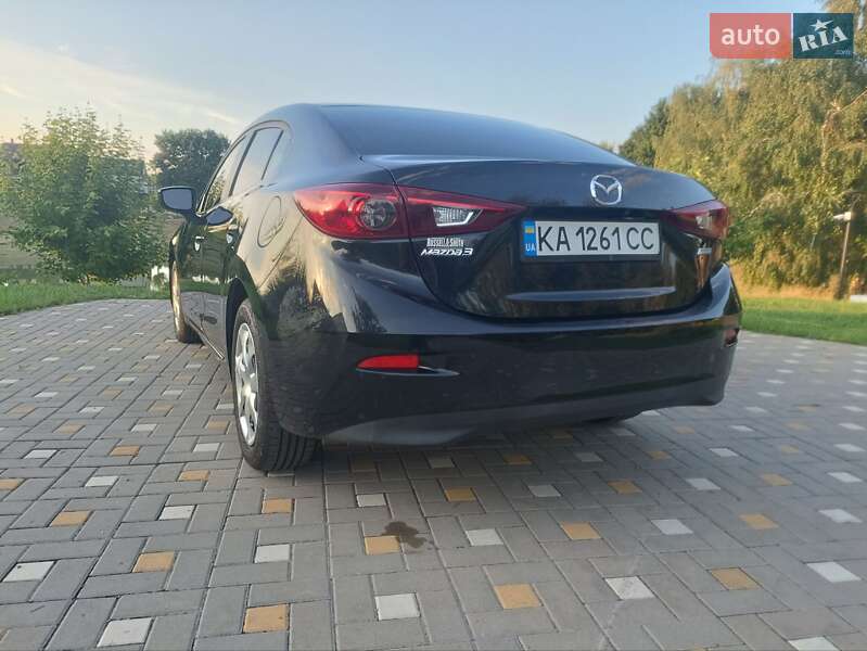 Седан Mazda 3 2015 в Києві