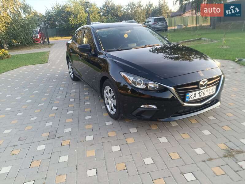 Седан Mazda 3 2015 в Києві