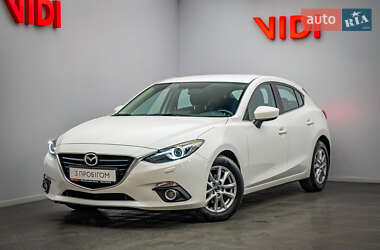 Хэтчбек Mazda 3 2016 в Киеве