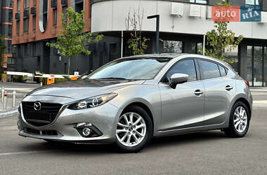 Хэтчбек Mazda 3 2014 в 