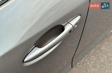 Хэтчбек Mazda 3 2014 в 
