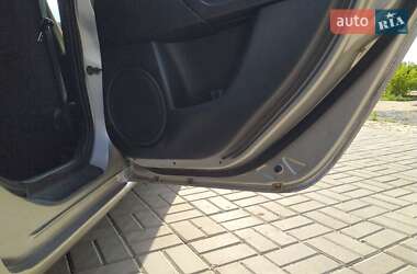 Хетчбек Mazda 3 2006 в 