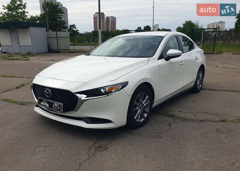 Седан Mazda 3 2019 в Києві
